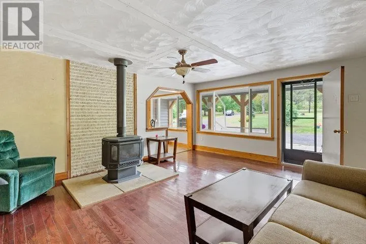 417 Granary Lake RD