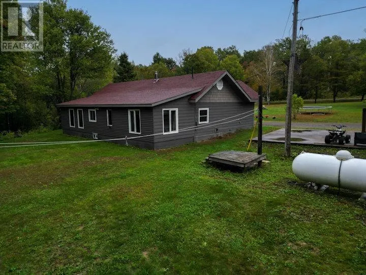 417 Granary Lake RD