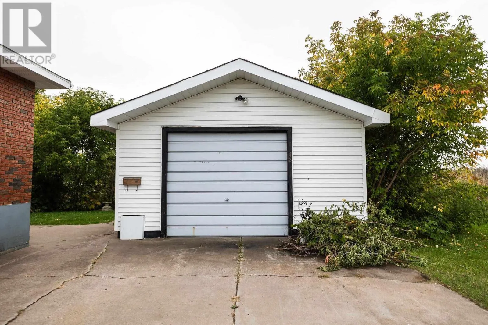 43 Chippewa ST