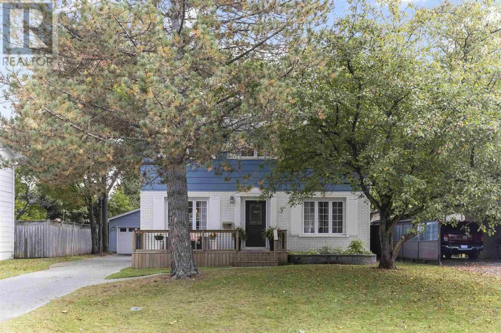 250 Carlbert ST
