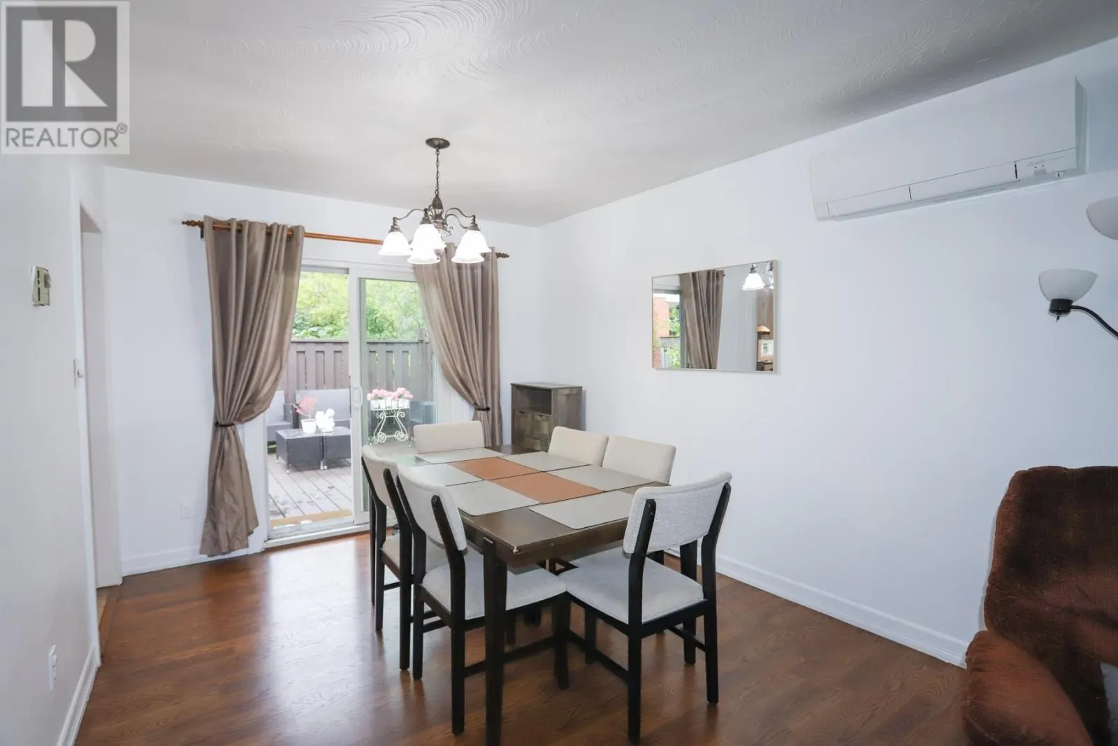 118 Plaintree DR