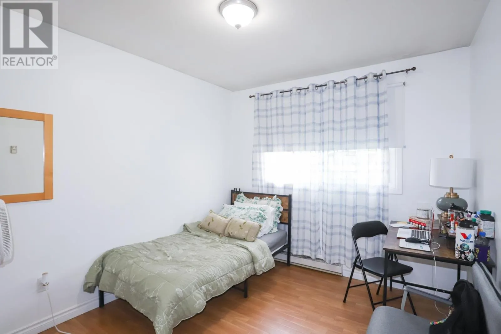 118 Plaintree DR