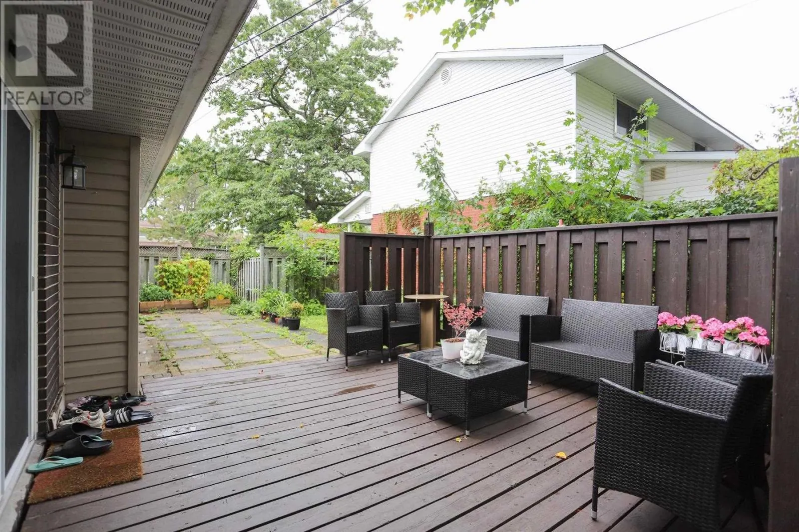 118 Plaintree DR