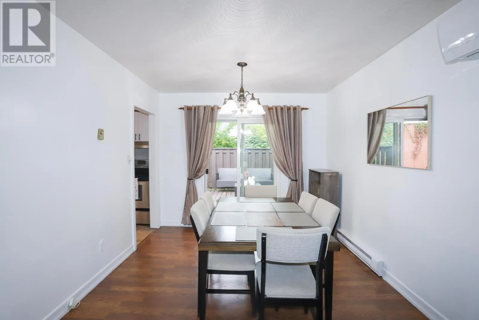 118 Plaintree DR