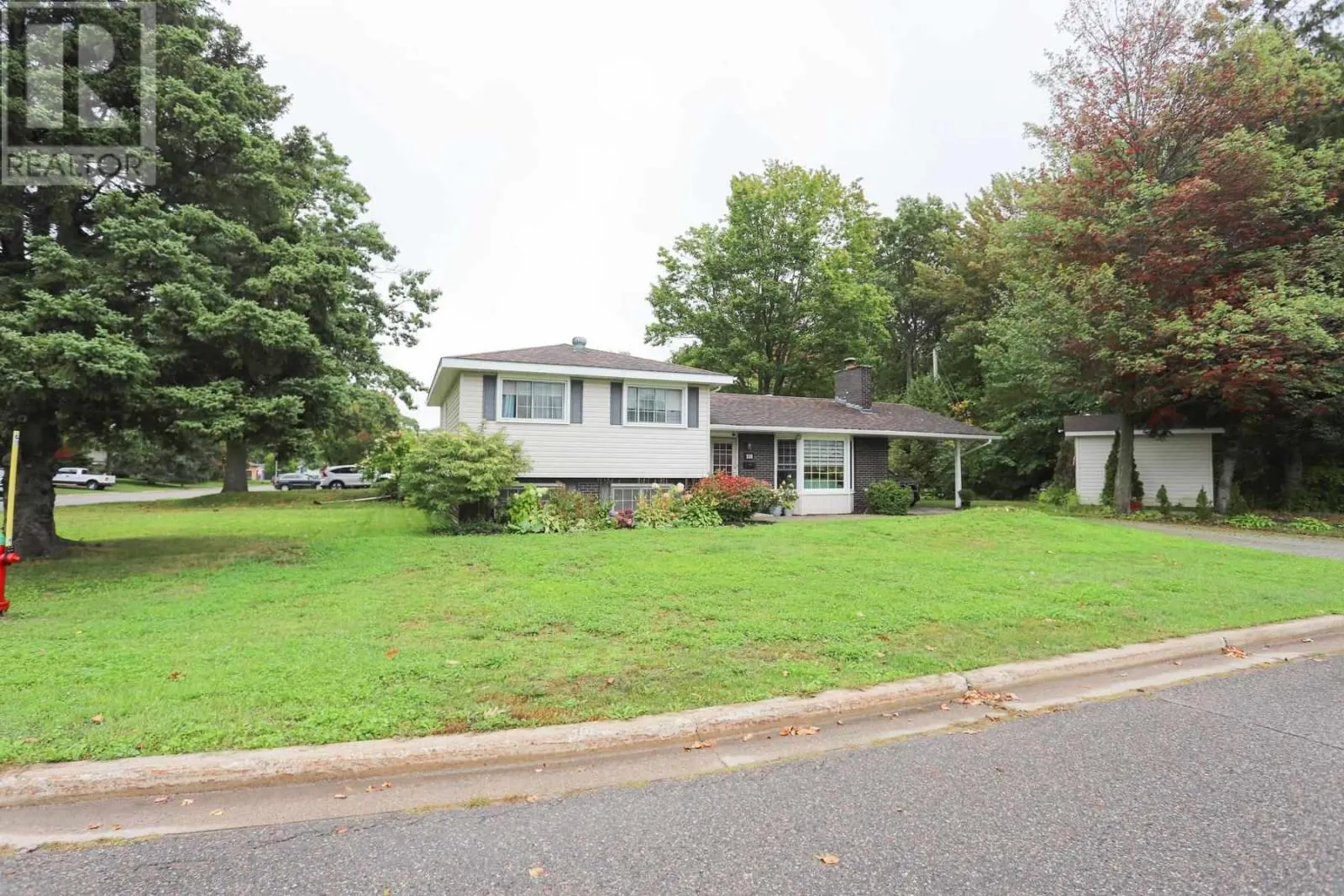 118 Plaintree DR