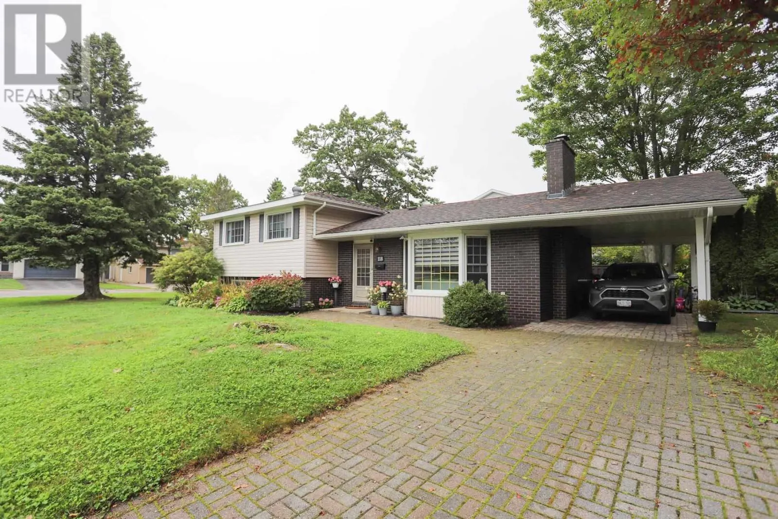 118 Plaintree DR