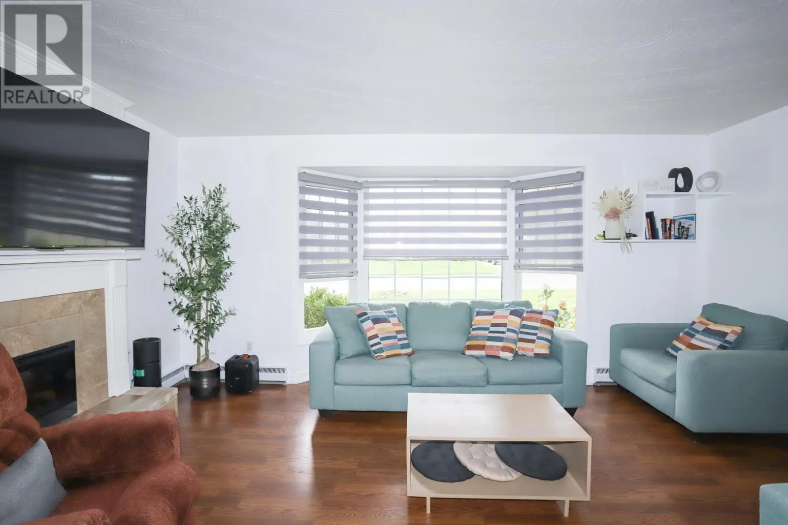 118 Plaintree DR