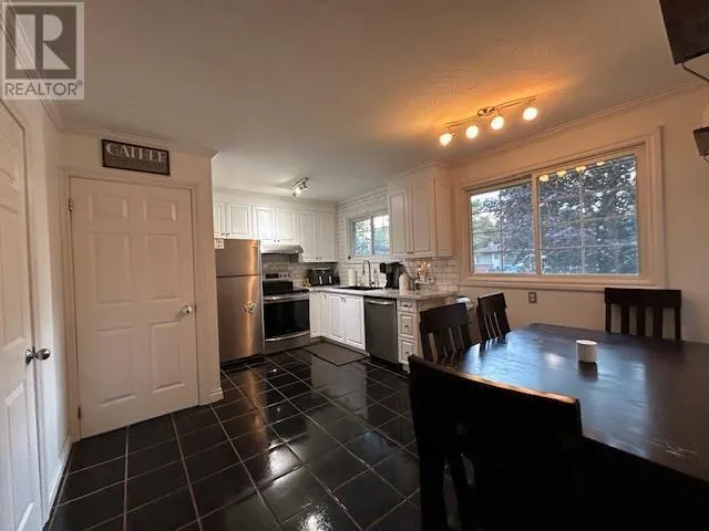 270 Dryden AVE