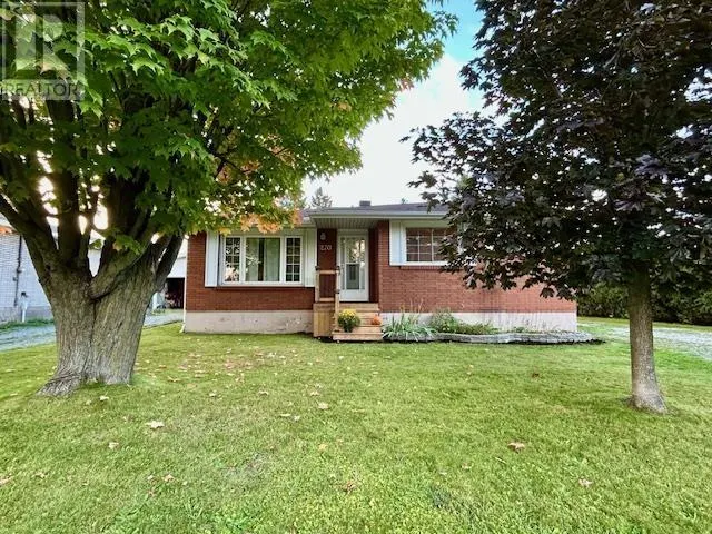 270 Dryden AVE