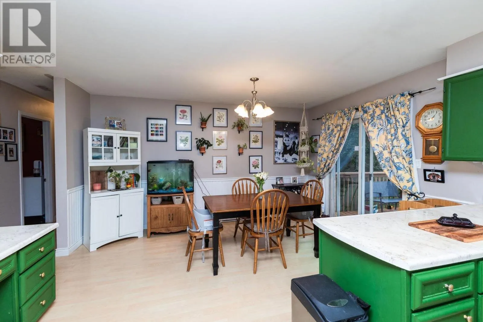 30 Sutton PL
