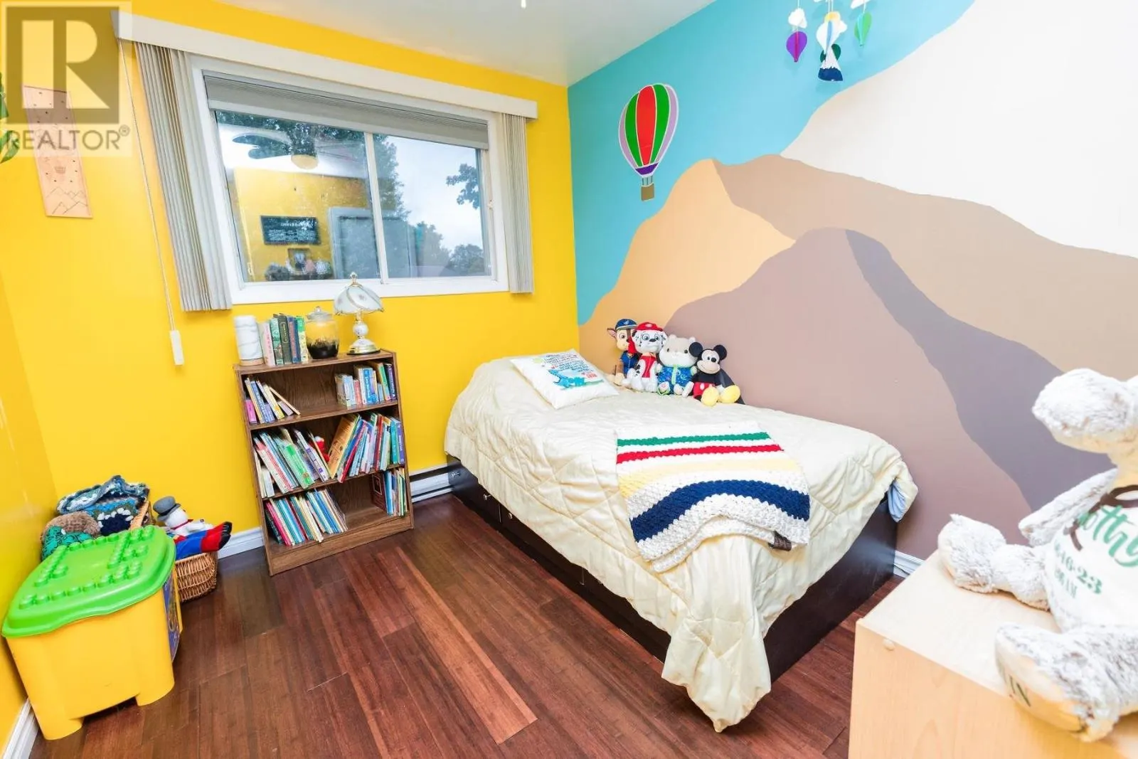 30 Sutton PL