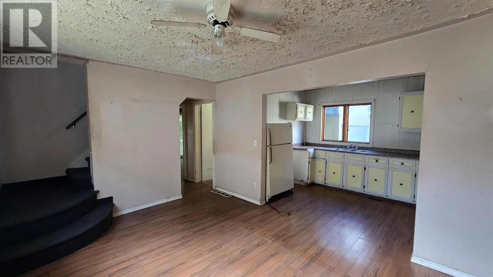 39 Grosvenor AVE