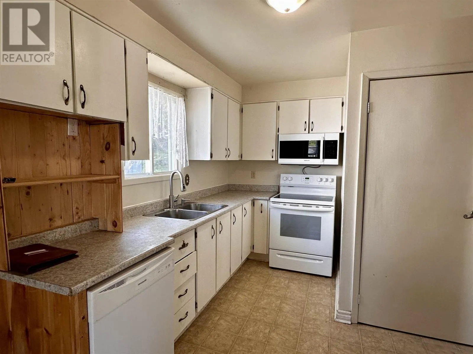 38 Beckett BLVD
