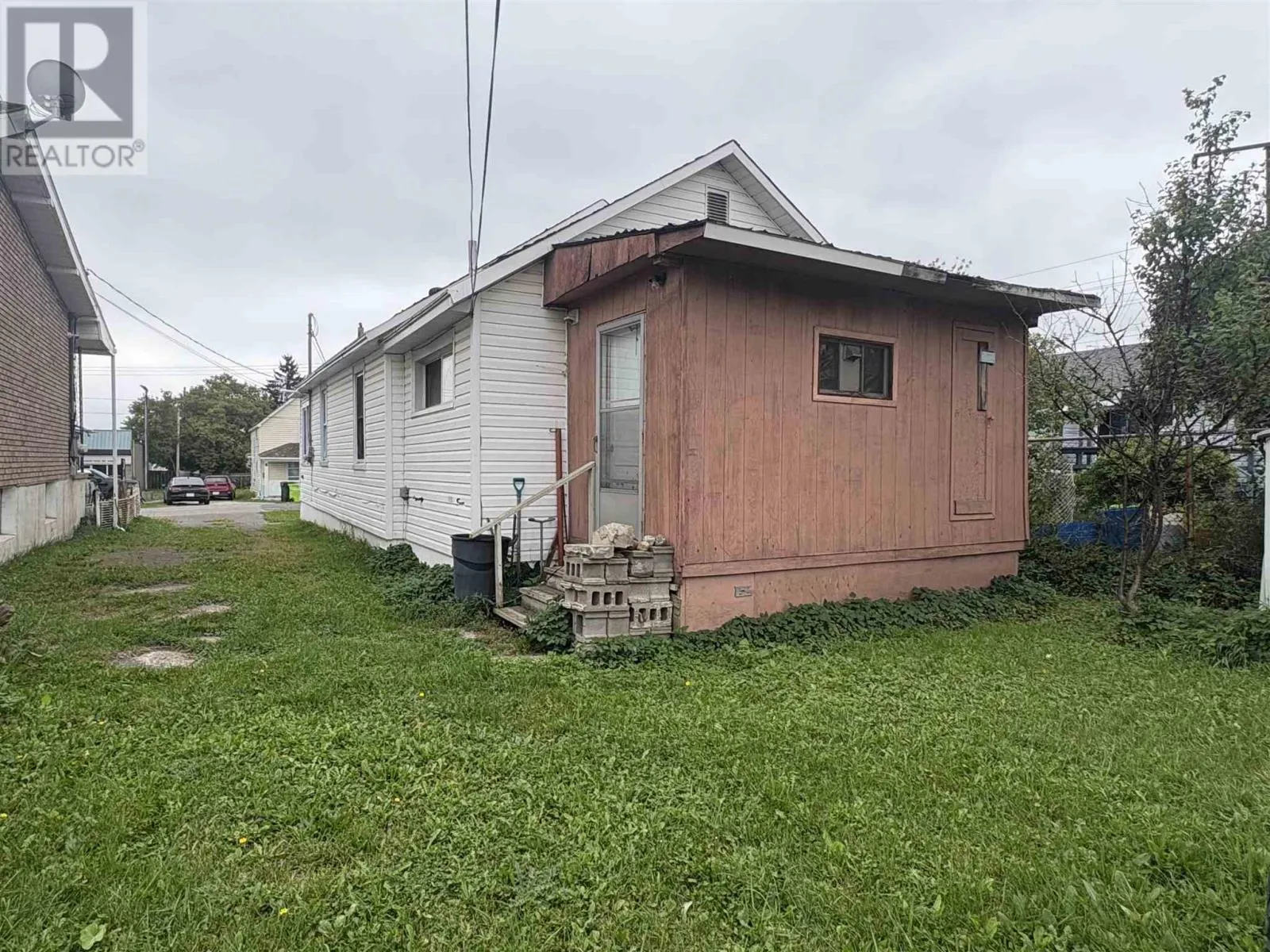 8 Stevens ST