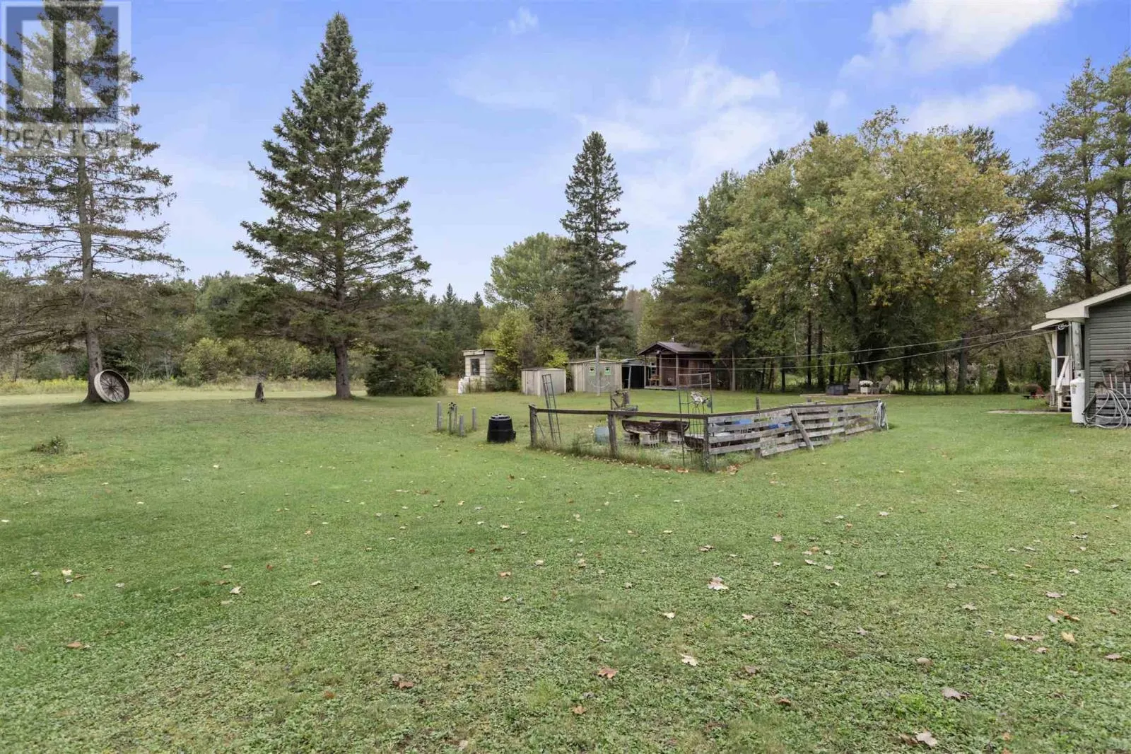 1180 Highway 552 W