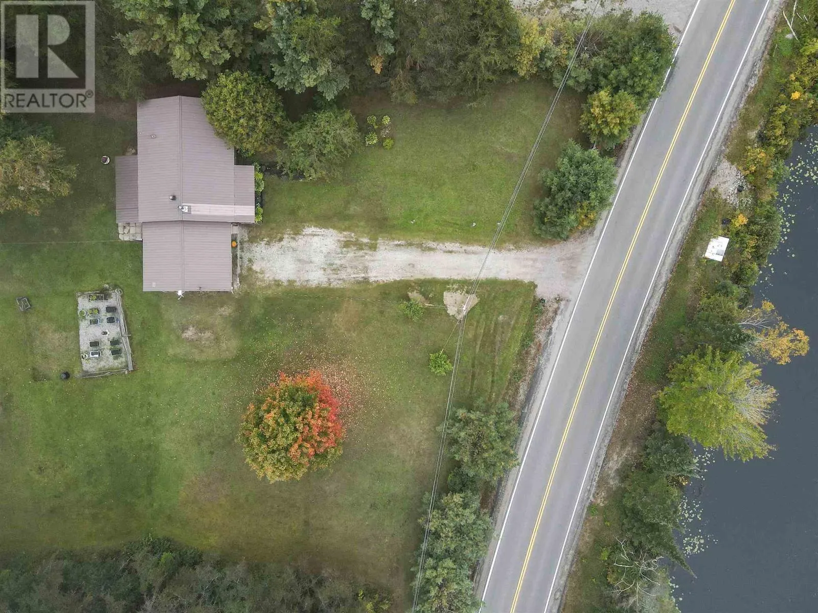 1180 Highway 552 W