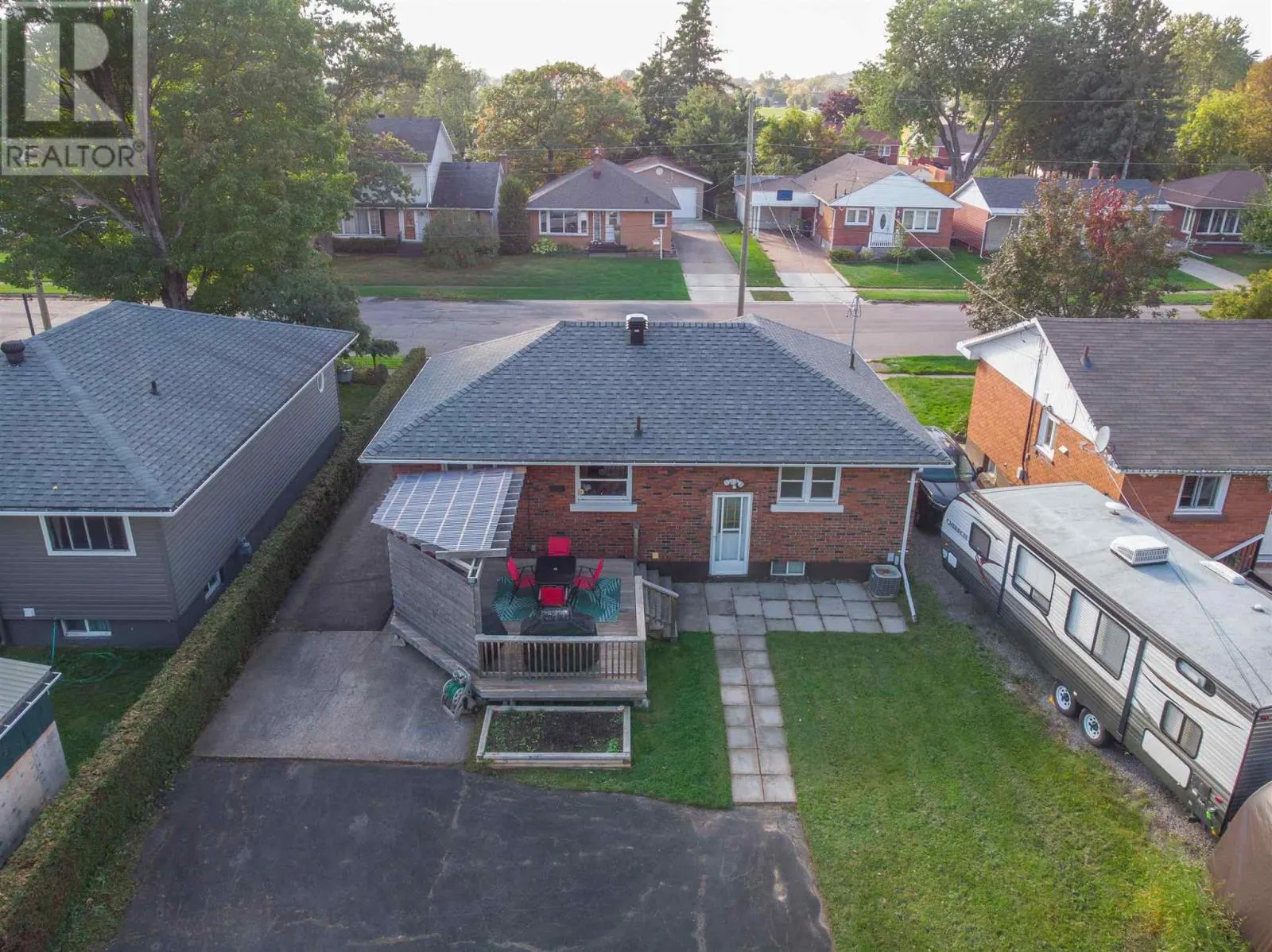 60 McCrea ST