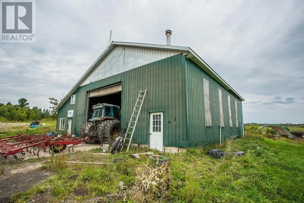 3064 Government RD|Whole package