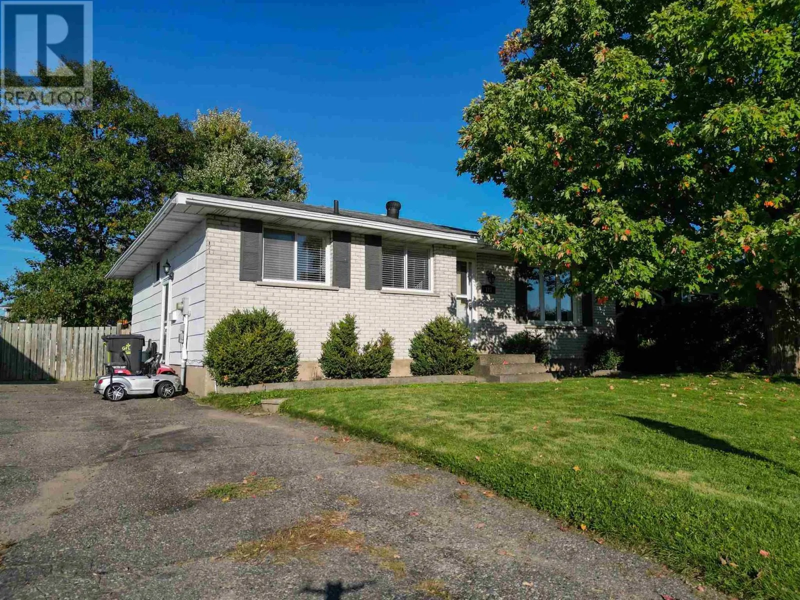 121 Williams ST