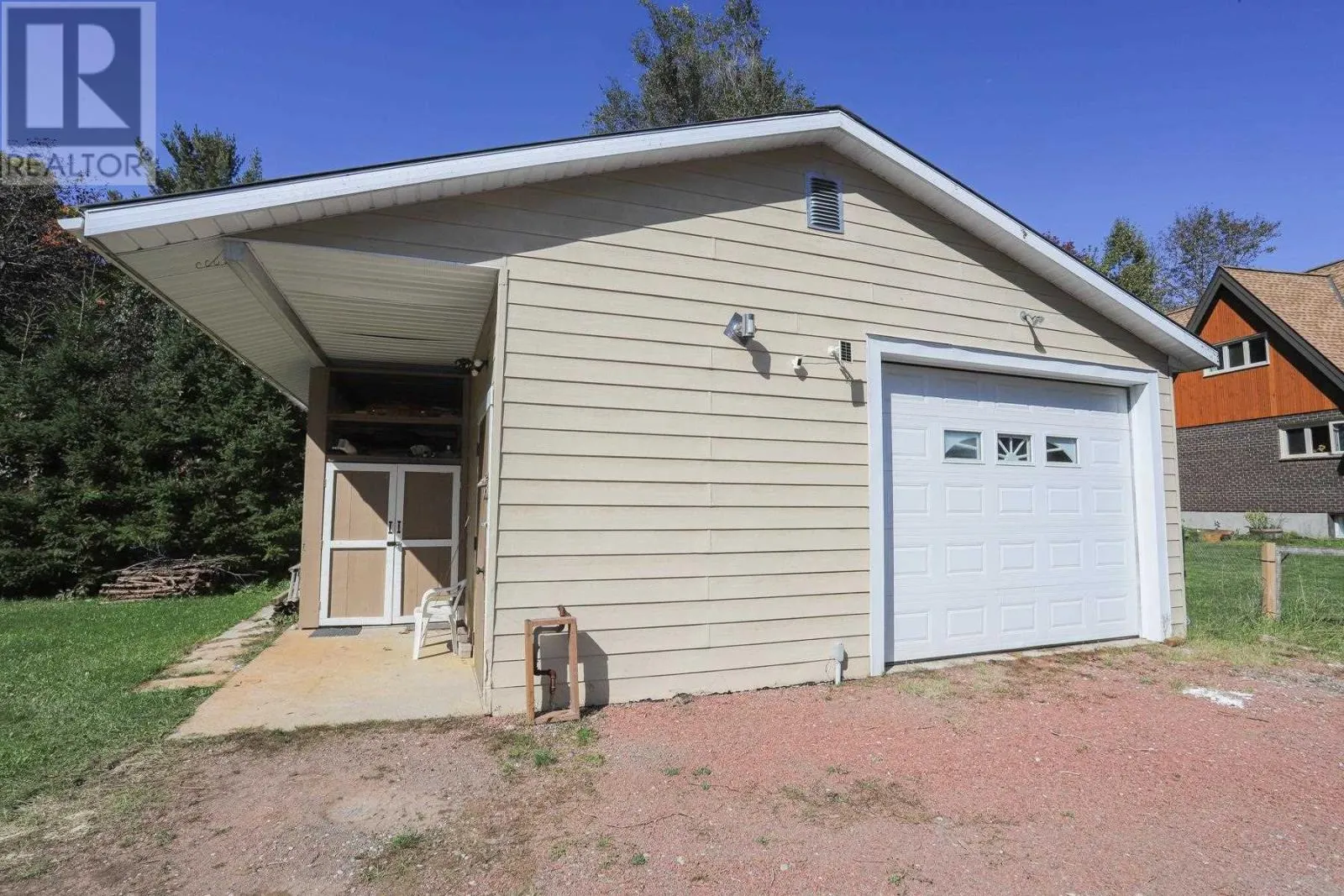 740 River RD
