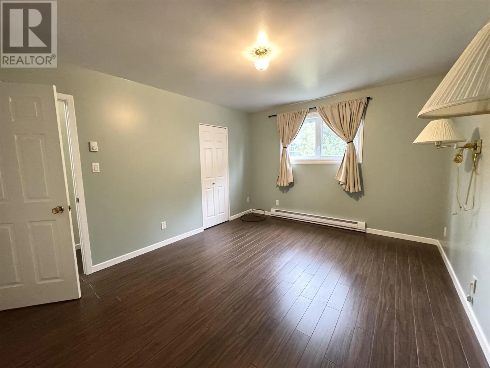 26 Minto ST