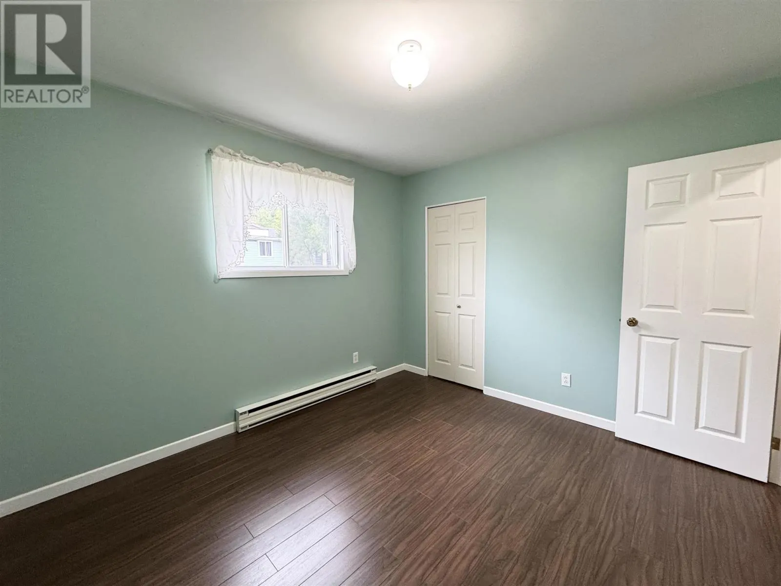 26 Minto ST