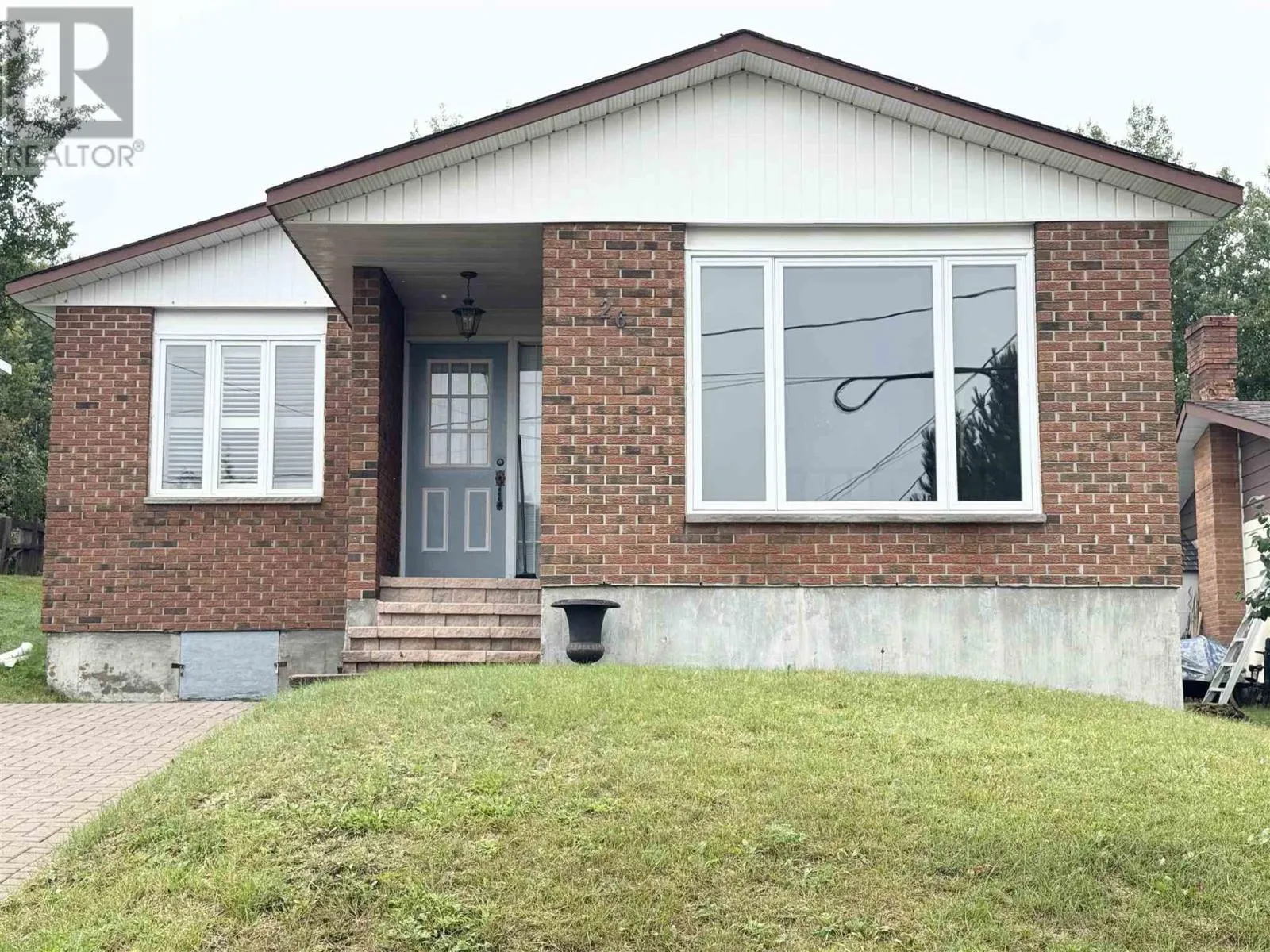 26 Minto ST