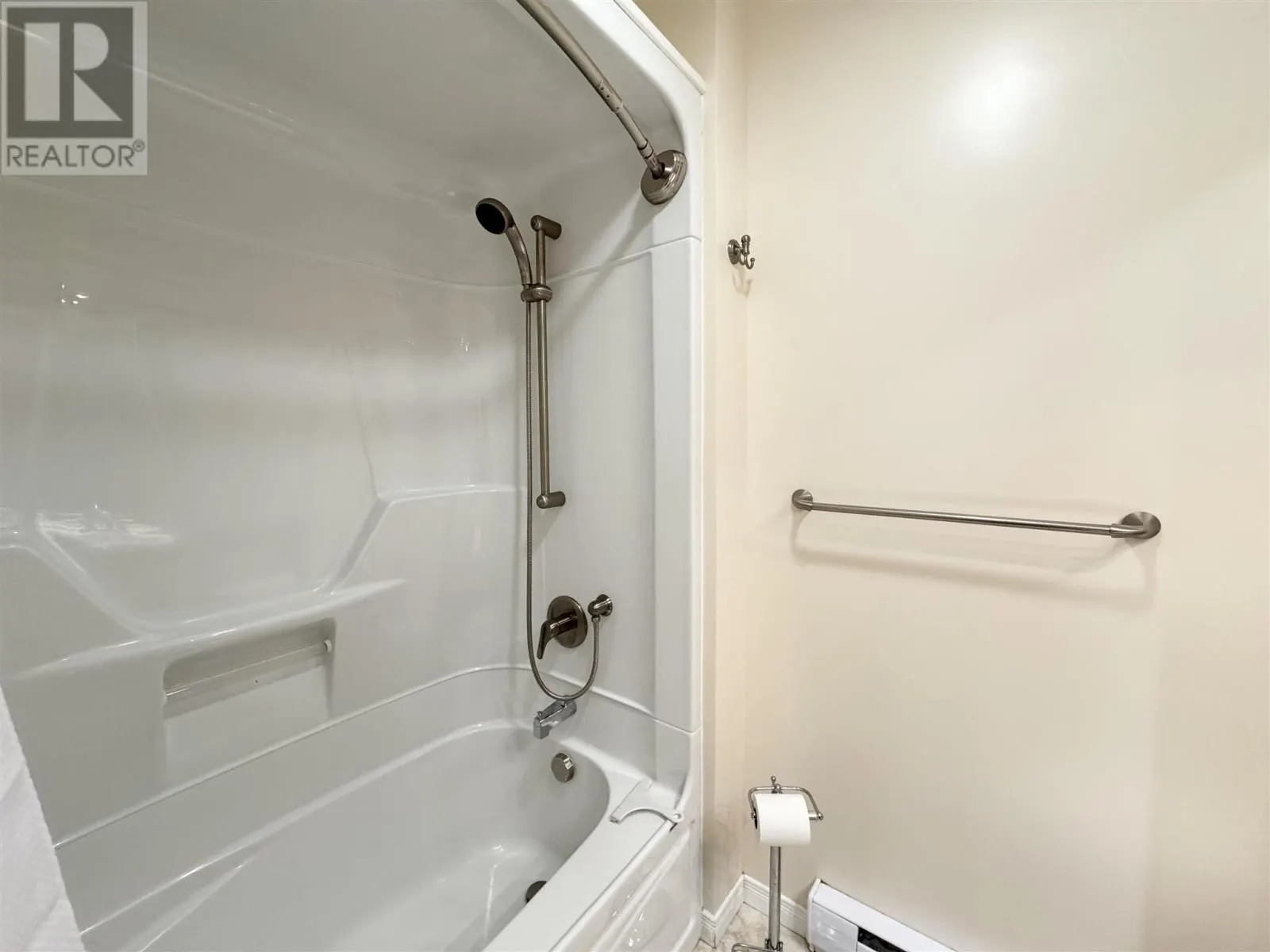 26 Minto ST