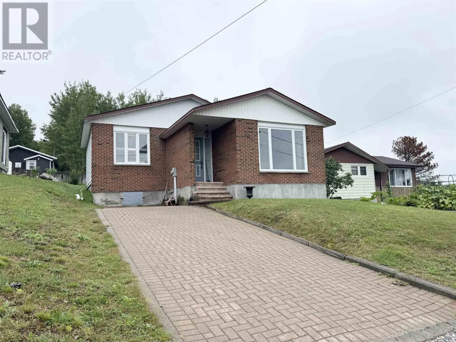 26 Minto ST