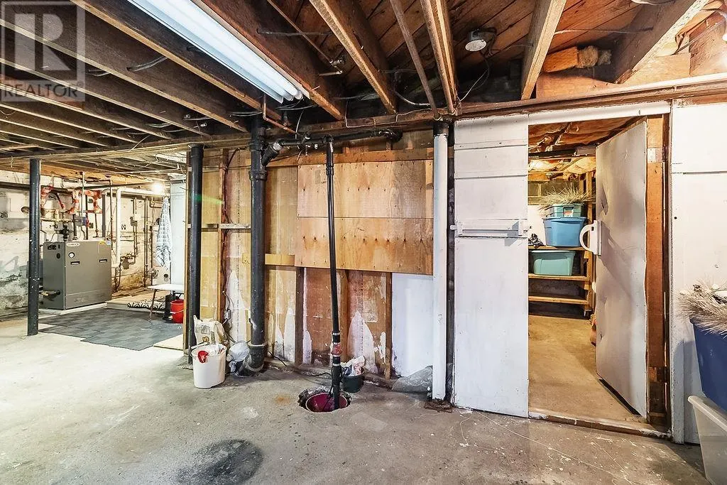 163 Kohler ST