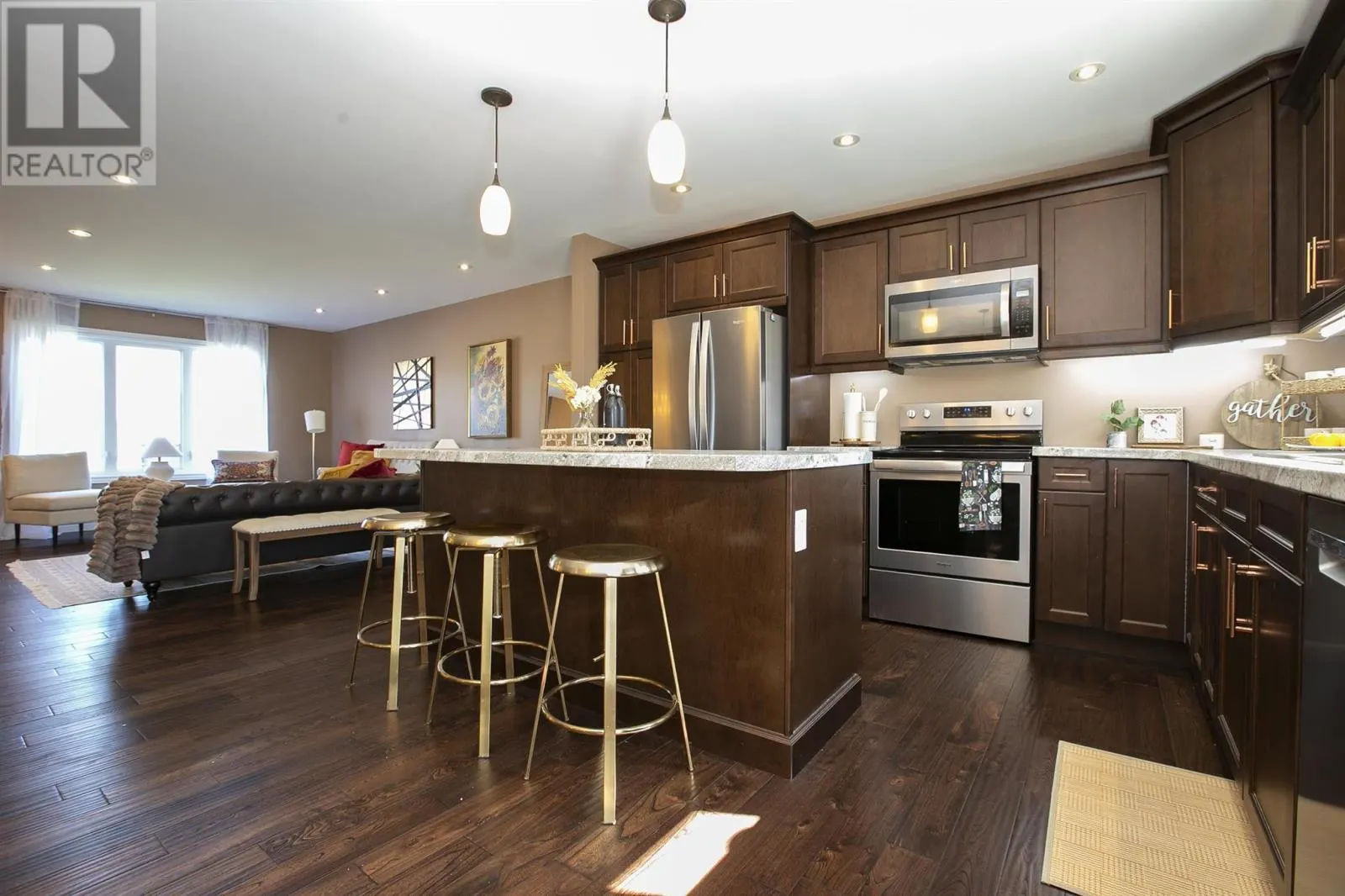 39 Saddle CRES