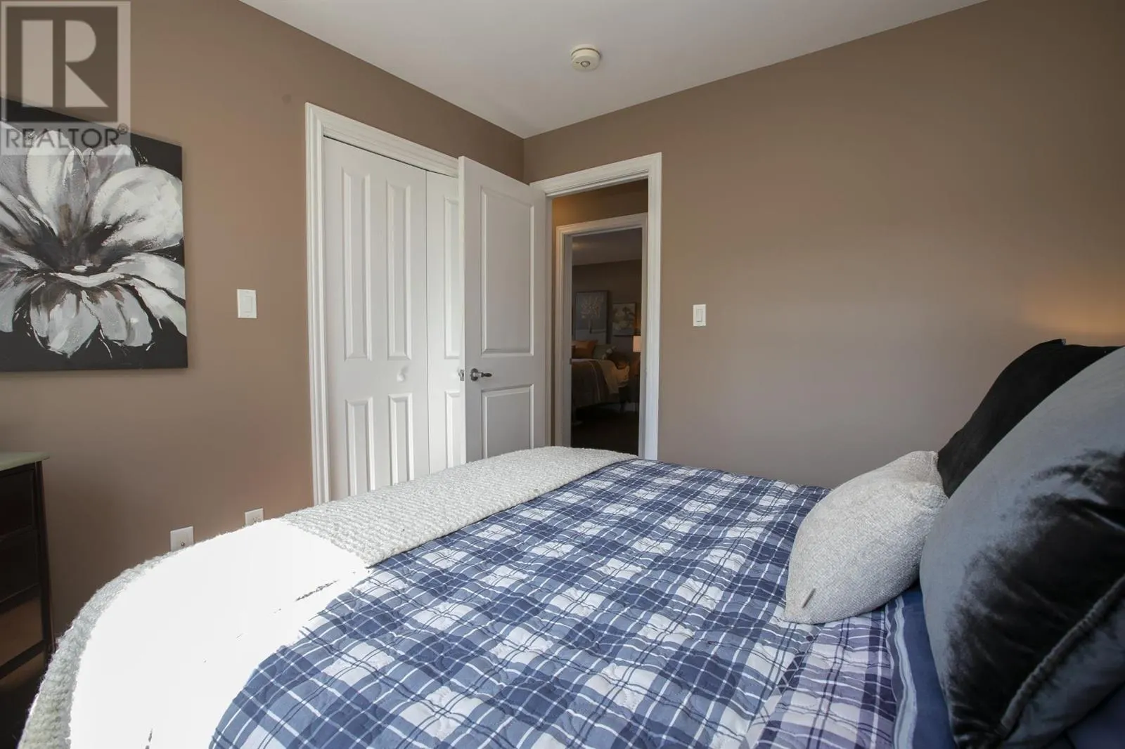 39 Saddle CRES