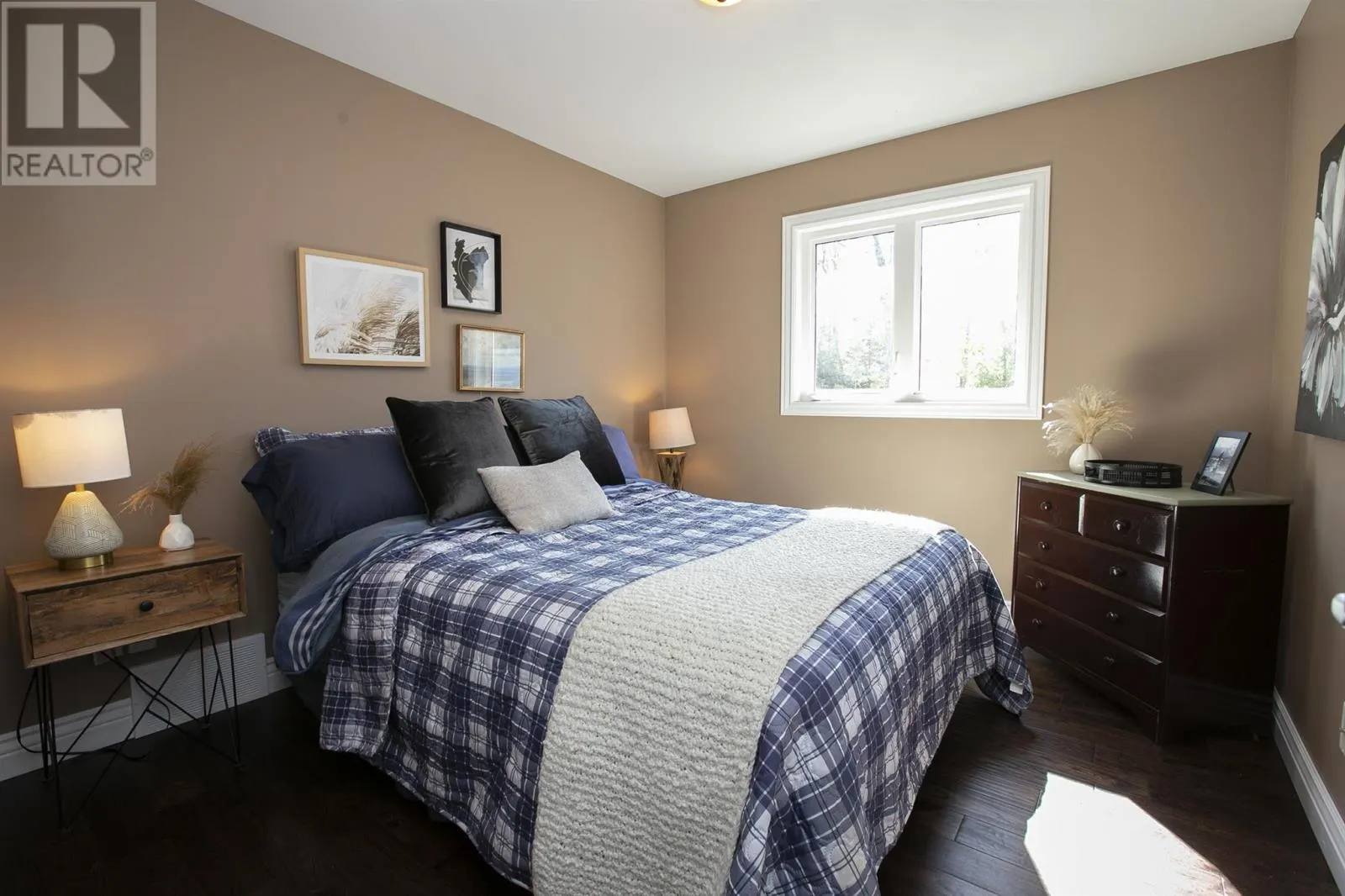 39 Saddle CRES