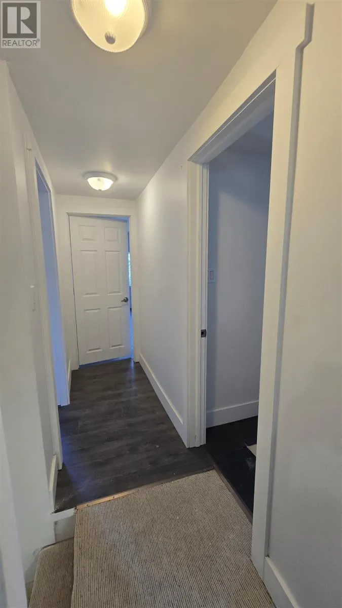 404 John ST