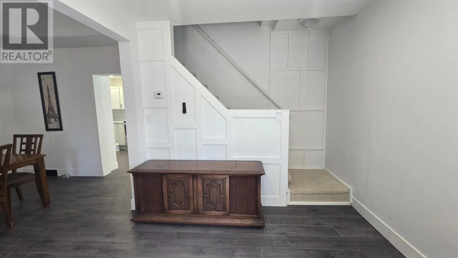 404 John ST