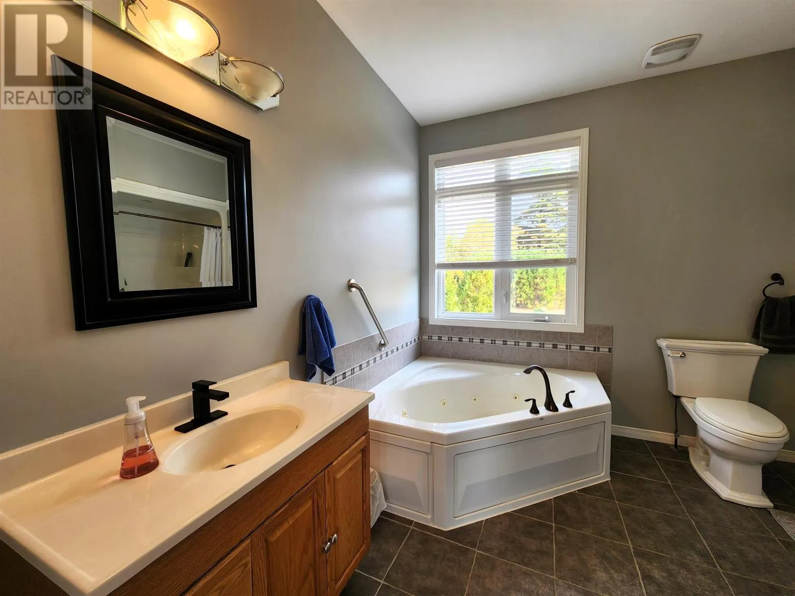 45 River DR