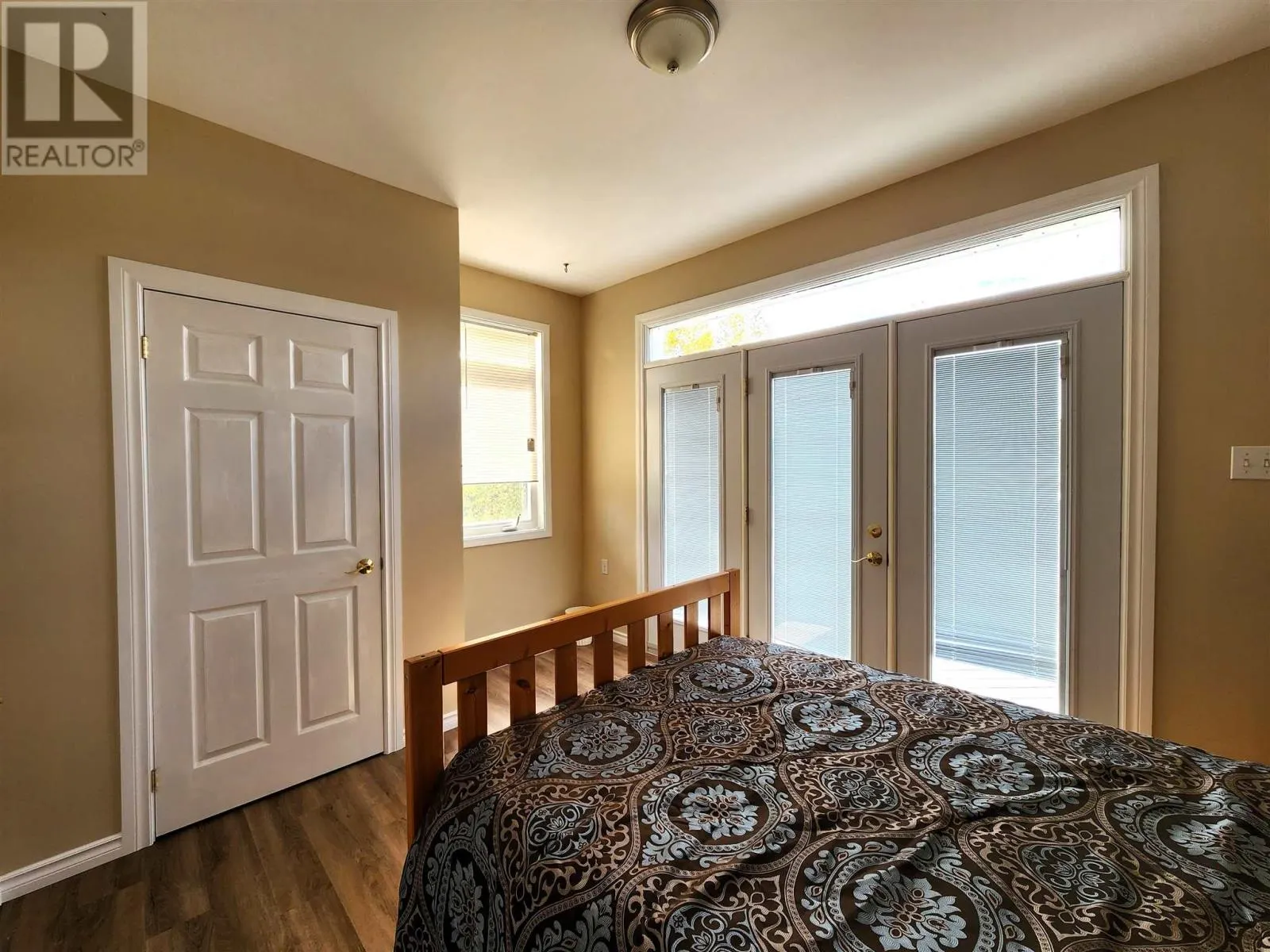 45 River DR