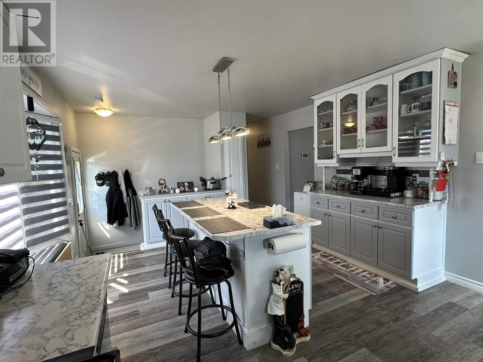 43 London CRES