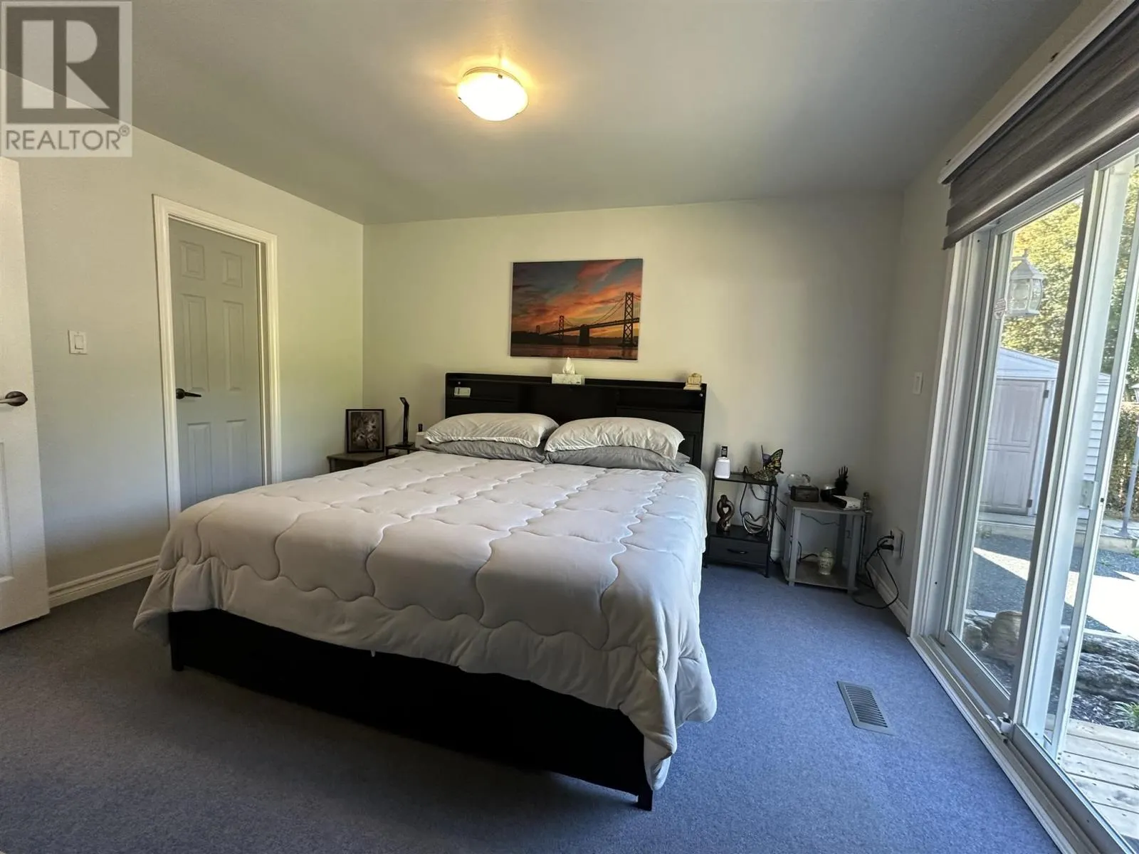 43 London CRES