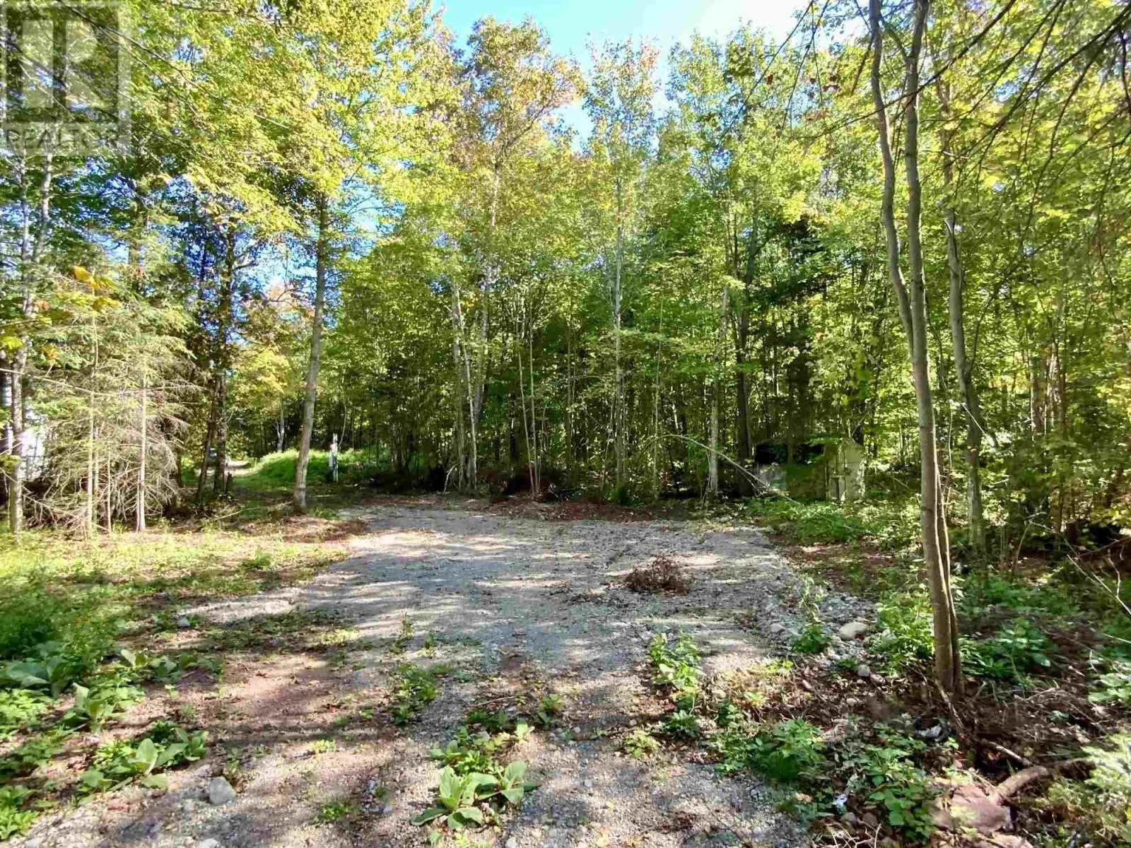 Lot 35 Four Seasons