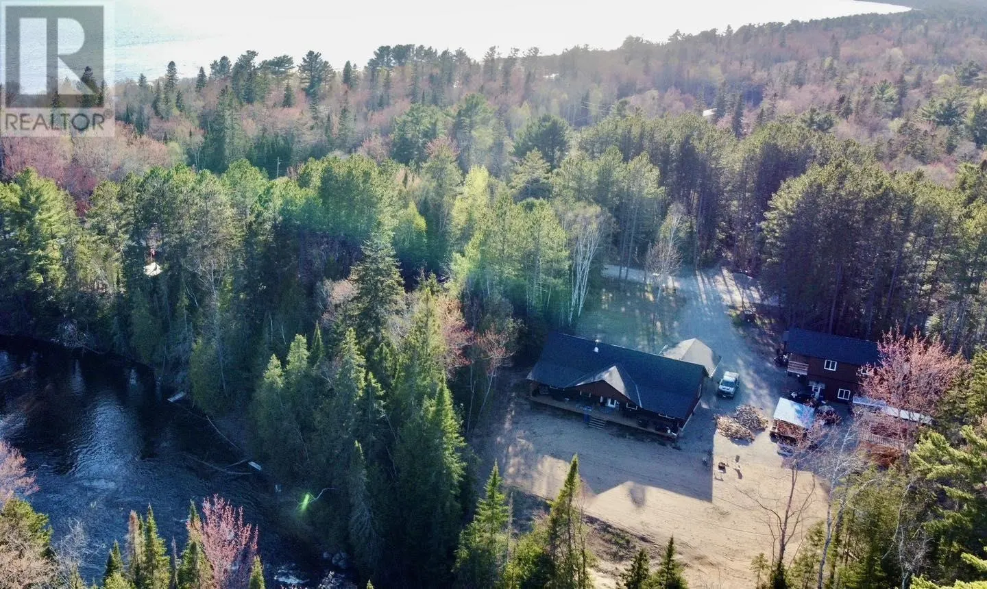 19 Northwoods DR
