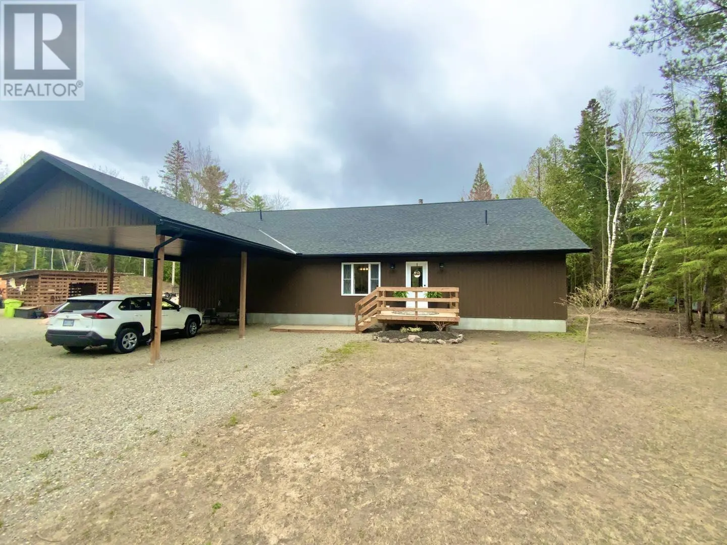 19 Northwoods DR