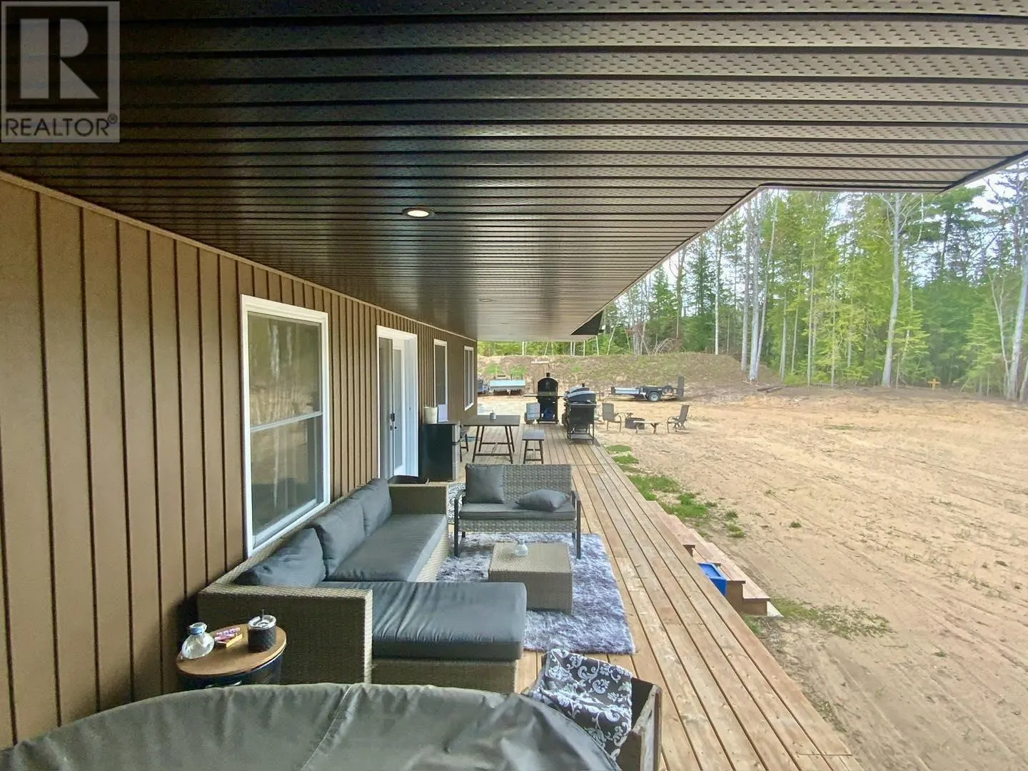 19 Northwoods DR
