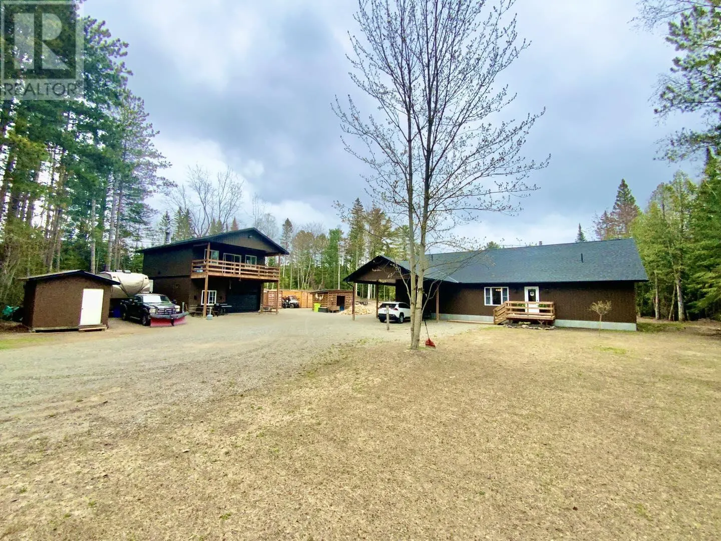 19 Northwoods DR