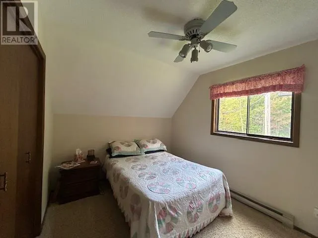 345 Island View RD