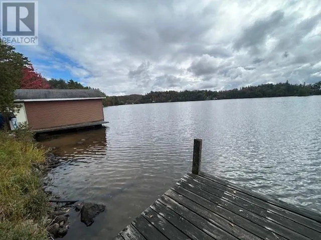 345 Island View RD