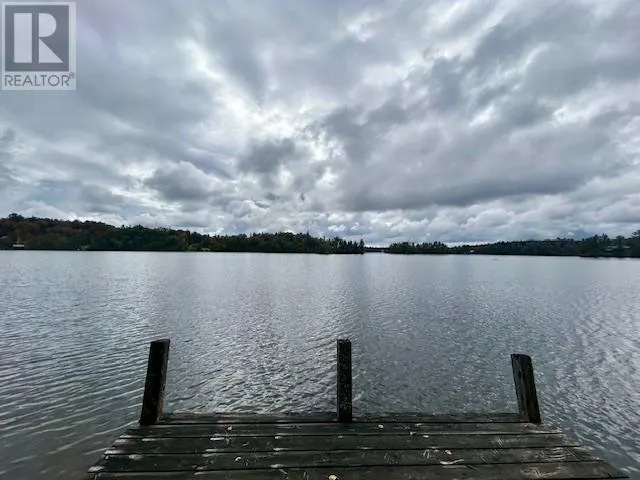 345 Island View RD