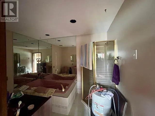 345 Island View RD