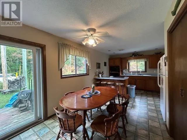 345 Island View RD