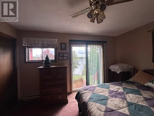 345 Island View RD